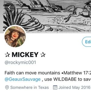 Follow me on twitter rockymic001 🖤💕